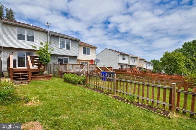 Foto del edificio - 125 Laurel Valley Ct