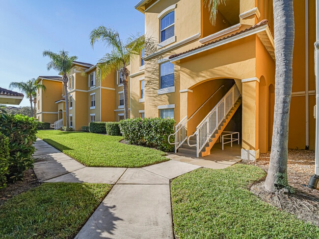 Foto del edificio - 5090 Fairways Cir