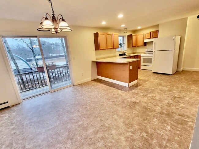 Building Photo - 18 Melvin Ave