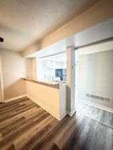 Building Photo - 1336 S 30th Ave