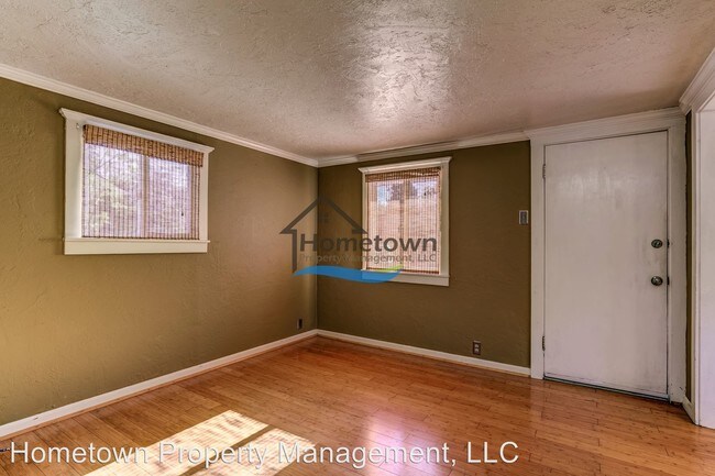Building Photo - 2 br, 1 bath House - 1311 N B Street