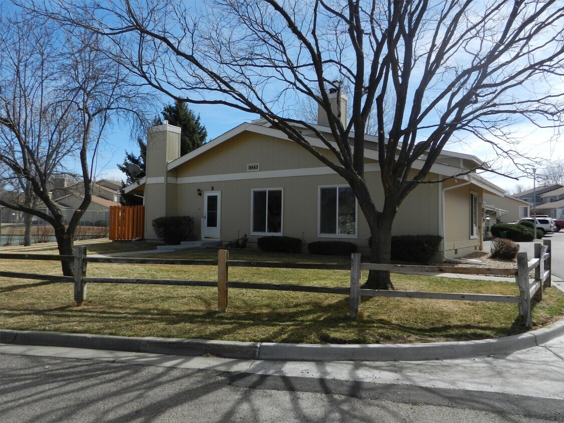 8467 Everett Way, Arvada, CO 80005 Townhome Rentals in Arvada CO