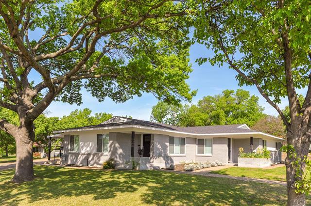 Foto principal - 4400 Granbury Rd