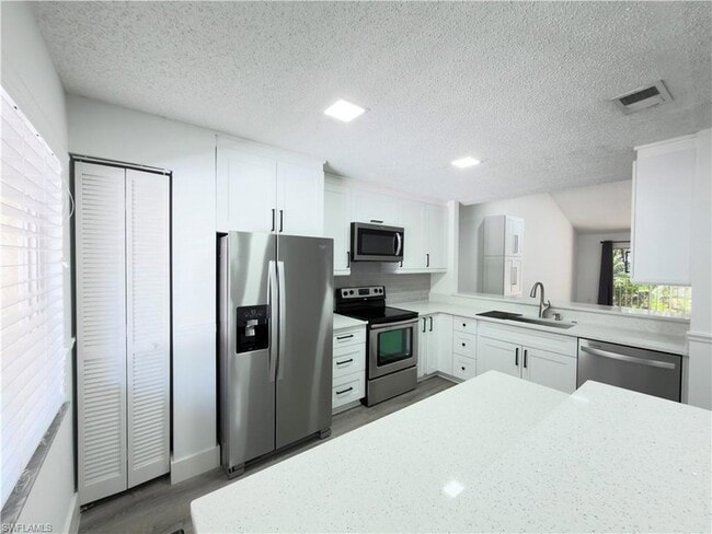 Foto del edificio - 3451 County Barn Rd