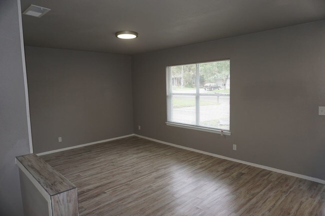 Building Photo - 9630 Caney Creek Dr.