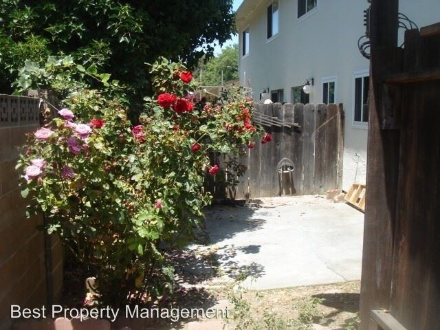 Building Photo - 4560 Thornton Ave