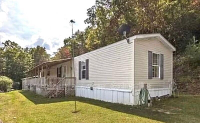 Primary Photo - 44 Baker Rd