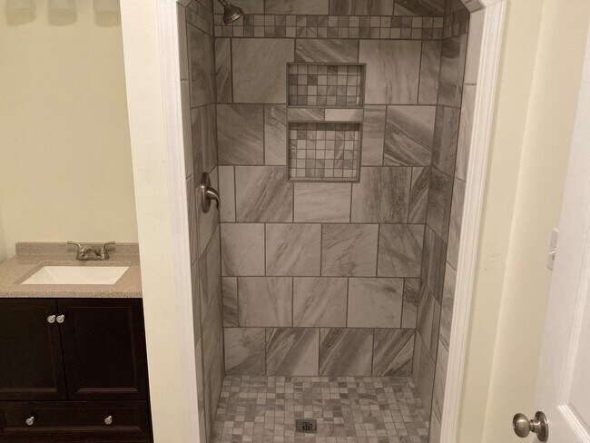 Foto del edificio - 6232 County Route 27