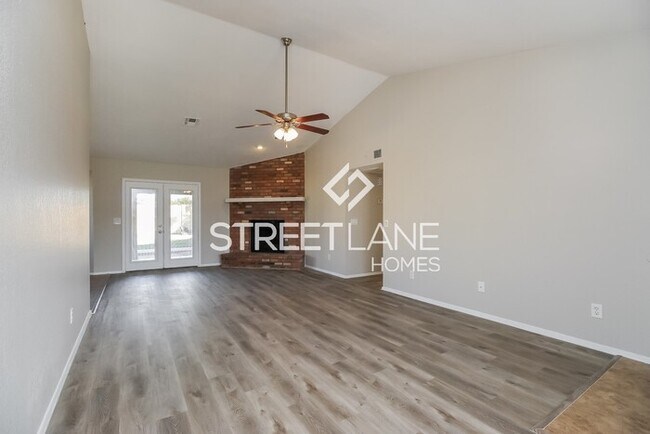 Foto del edificio - REDUCED- Charming 4 Bedroom in Mesa!