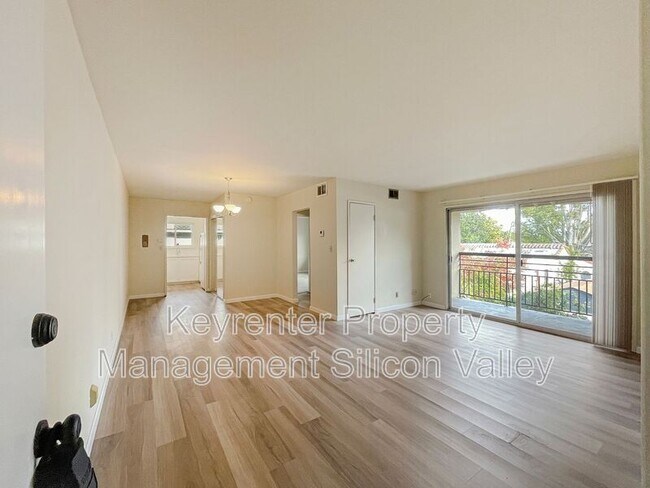 Foto del edificio - 362 W Olive Ave