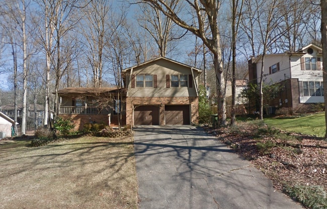 Building Photo - 11313 Mountain Crest Dr SE