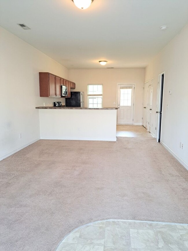 Building Photo - 310 Burley Dr