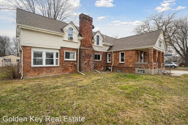 Building Photo - 3 br, 2 bath House - 19316 Delaware St