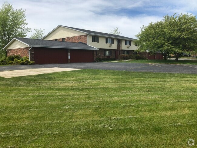 Building Photo - W151S7043 Cornell Cir