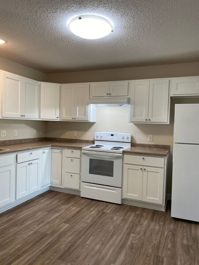 Foto del edificio - Updated 2 Bedroom Town Home