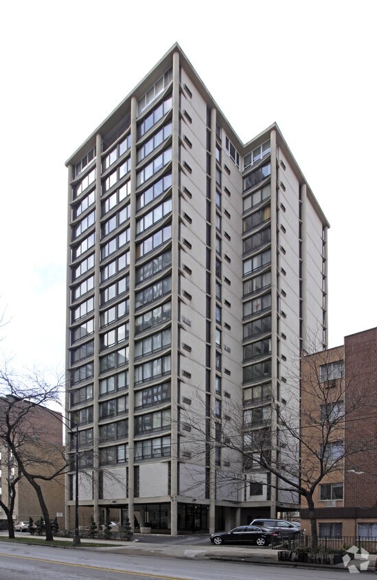 5740 N Sheridan Rd, Chicago, IL 60660 Apartments Chicago, IL