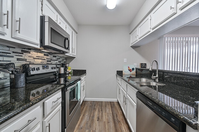 Foto del edificio - Cedar Creek Apartments