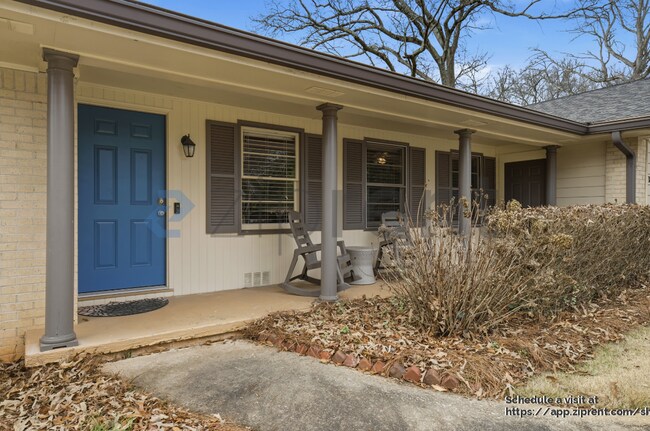 Building Photo - 1894 Hebron Hills Dr