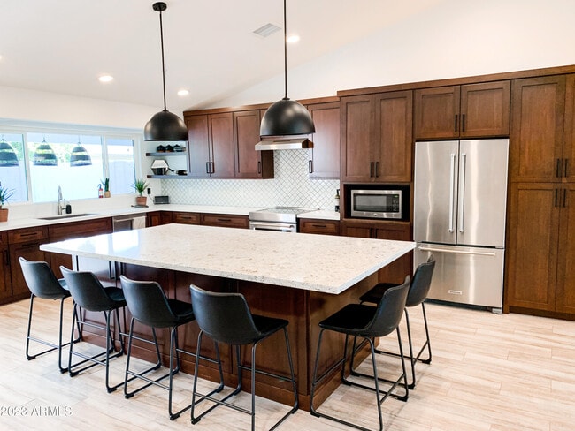 Foto del edificio - 9067 E Larkspur Dr