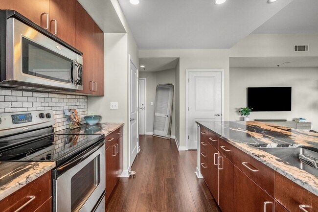 Foto del edificio - Charming 2BR Condo in Midtown Atlanta