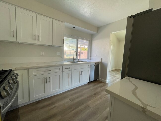 Building Photo - 3503 Spruce Ct