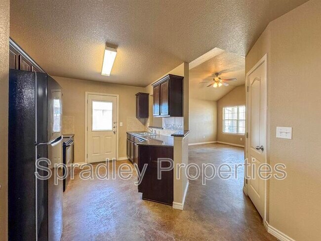 Foto del edificio - 4849 Deep Drive