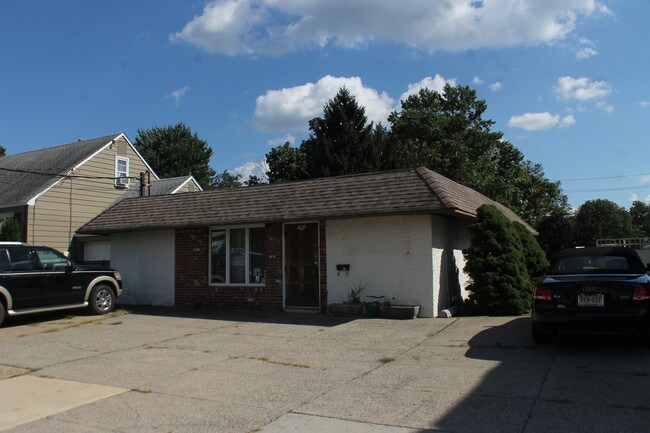 Foto del edificio - 701-705 Black Horse Pike