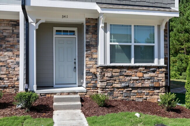 Foto del edificio - 341 Old Grove Ln