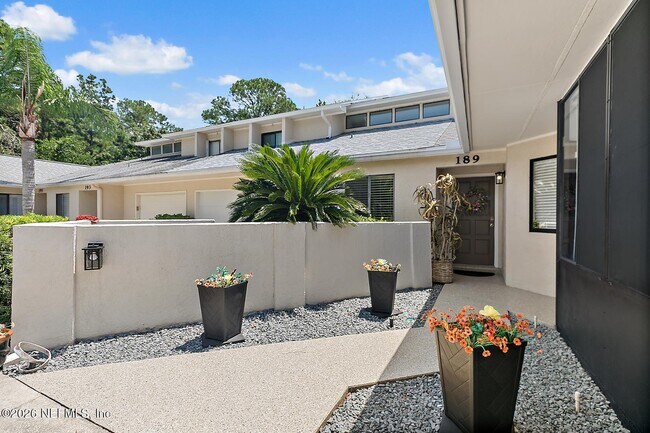 Building Photo - 189 La Pasada Cir S