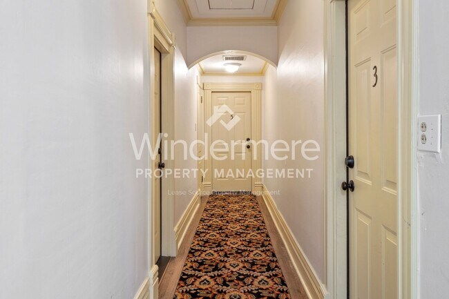 Foto del edificio - 628 S Maple St