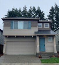 Building Photo - 537 NE 138th Pl
