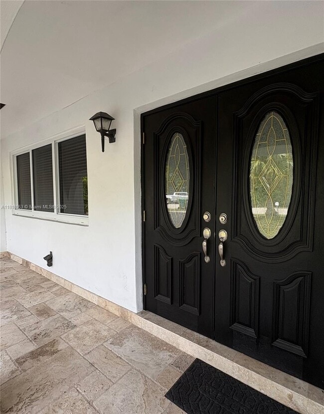 Foto del edificio - 2430 SW 99th Ave