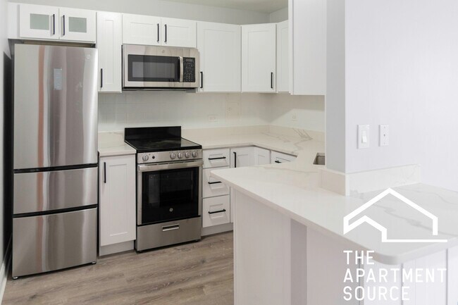 Foto del edificio - 6029 N Winthrop Ave