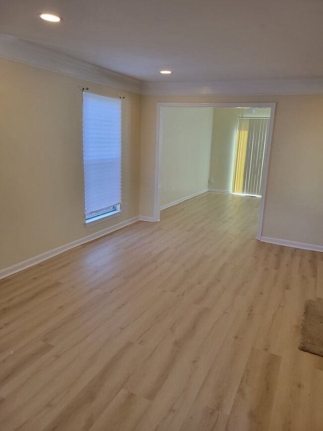 Foto del edificio - 2681 McGuffeys Ct