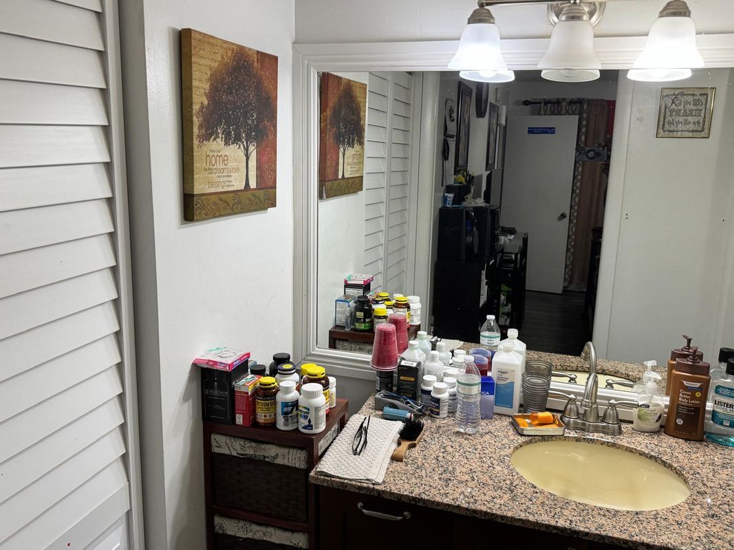 Foto principal - 20210 NE 3rd Ct