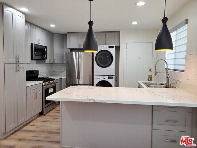 Foto principal - 1338 1/2 S Cochran Ave