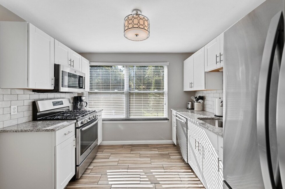 Foto principal - 10128-10134 Manchester Rd