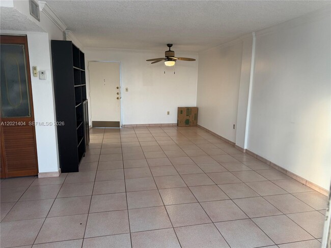 Foto del edificio - 7300 Wayne Ave