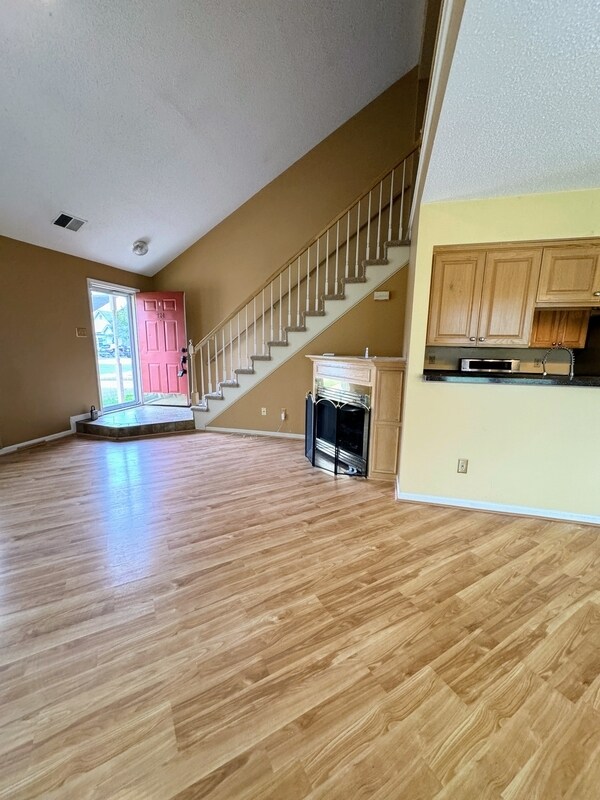 Building Photo - 724 Brisa Ct