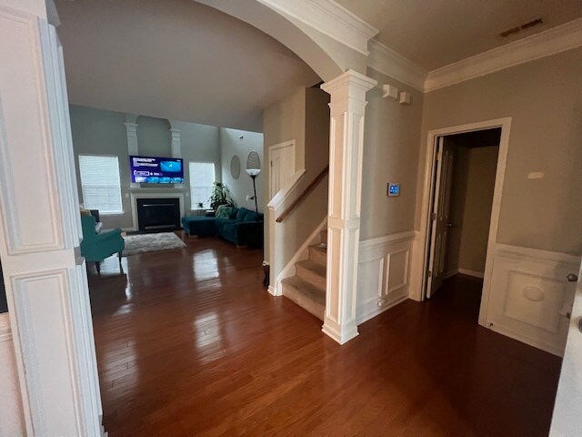 Foto del edificio - 1230 Folkstone Ridge Ln