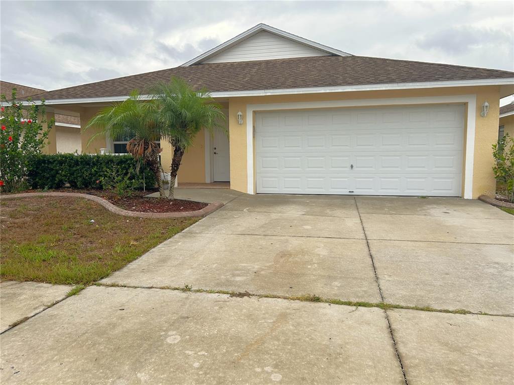 Primary Photo - 1122 Shared Passion St
