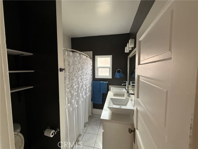 Building Photo - 1610 W 36th Pl