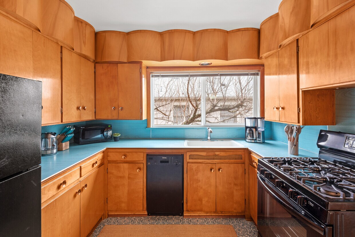 Foto principal - 11 NE 63rd Ave
