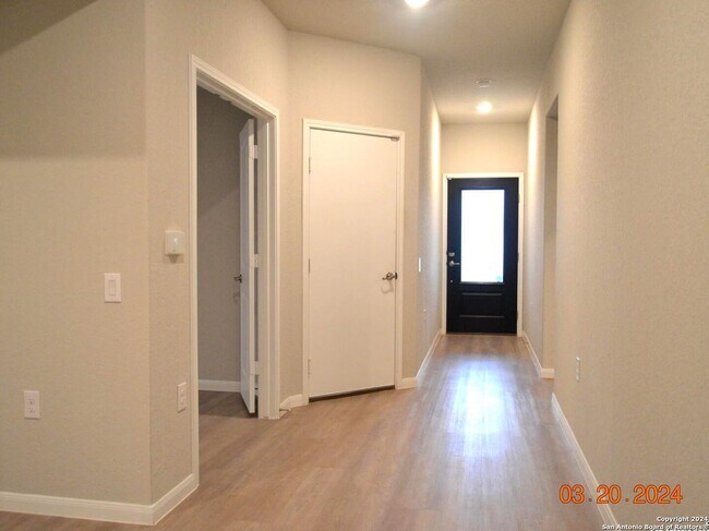 Building Photo - 4503 Meadowland Pl