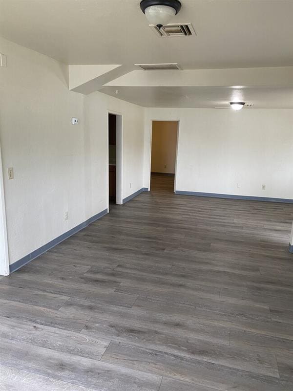 Building Photo - FRESH HOME FOR ALL FAMILY