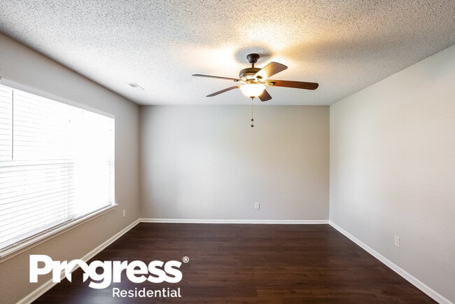 Building Photo - 7633 Scatter Woods Ln