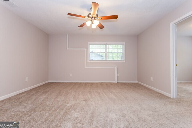 Building Photo - 5515 Hall Cir