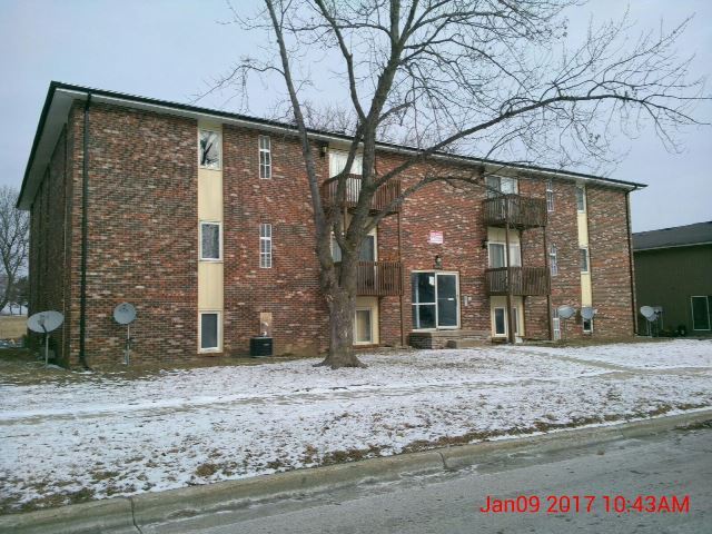 Primary Photo - 2206 Rainbow Ave