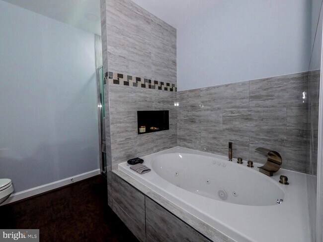 Building Photo - 5084 Dorsey Hall Dr