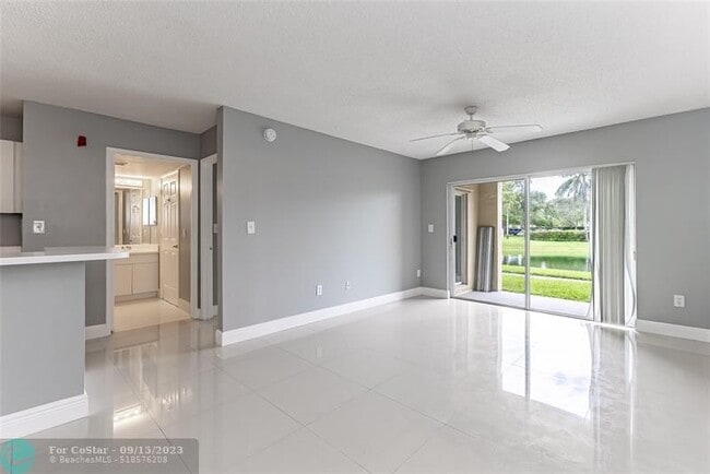 Building Photo - 2600 S University Dr
